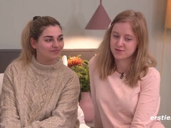 Amatør, Klit, Give finger, Tysk, Hd, Lesbisk, Naturlige bryster, Barberet