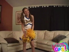 18 летние, Любители, За кадром, Блондинки, Натуральные сиськи, Оргазм, Киски, Соло