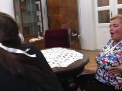 Wohlbeleibte schöne frauen, Braunhaarige, Flotter vierer, Lesbisch, Reif, Piercing, Realität, Tätowierung