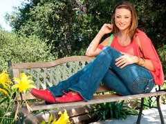 Blondi, Suihinotto, Käsihoito, Suudella, Selkäsauna, Pillu, Ajeltu, Teini