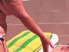 ぽっちゃり, デカ尻, ブロンド, レズビアン, 熟年, 淫乱熟女, 自然山雀, アウトドア