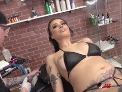 Stor kukk, Kukk suging, Petite, Barbert, Tattovering, Pupper