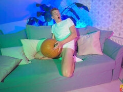 Fakehub Originals - Pumping Pumpkins 1 - Polly Pons