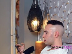 Stora tuttar, Blondin, Avsugning, Fångad, Snopp, Familj, Styvmamma, Tabu