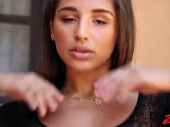 In den arsch, Asiatisch, Blondine, Blasen, Faustfick, Hardcore, Interrassisch, Milf