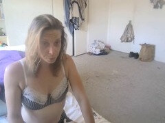 Mamma che vorrei scoparmi, Fumando   smoking