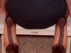 Amateur, Tir de sperme, Talons, Masturbation, Solo, Jarretelles