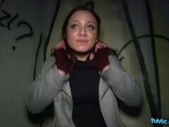 Amatööri, Suihinotto, Kermakakku, Takaapäin, Ulkona, Näkökulma pov, Julkinen, Pillu