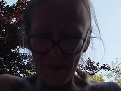 금발의, 딜도, 유럽인, 여자, 수음, 나이든, 야외의, 혼자