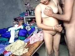 18 jahre, Tante, Spermaladung, Füsse, Fussjob, Indisch, Küssen, Orgasmus