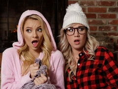 Kuusysi, Perse, Blondi, Suihinotto, Käsihoito, Ajeltu, Teini, Tissit