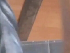 Amateur, Culo, Cuarto de baño, Culo grande, Tetas grandes, Penetracion con dedos, Maduro, Mojado