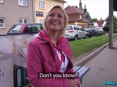 Amatéři, Kuřba, Venku, Různé pohledy, Na veřejnosti