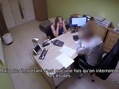 Loan4k une pauvre �l�ve sait comment g�rer tous ses probl�mes d'argent