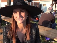 Prasica, Rjavolaska, Zunanji izliv, Hardcore, Zunaj, Prvoosebno snemanje seksa, V javnosti, Ven