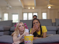 Amatør, Rumpe, Sperm skott, Mørk, Ansiktssperm, Naturlige bryster, Barbert, Trekant