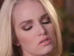 Babe, Blond, Alene, Erte