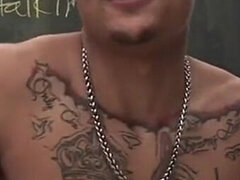 Vysokoškoláčka, Striekanie semena, Gay, Masturbácia, Sólo, Tetovanie