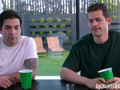 Sucer une bite, Queue, Le plan cul à quatre, Branlette thaïlandaise, Hard, Petite femme, Adolescente, Nénés