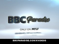 Stepdaughter walks in on stepmom and a BBC, and a double orgasm ensues