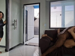 Amatør, Stor svart kvinne, Stor rumpe, Kukk suging, Brunette, Milf, Tattovering, Trekant