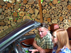 18 éves, Cumizás, Arcra élvezés, Csoportos kefélés, Vöröshajú, Tini