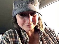 Amateur, Gros seins, Voiture, Masturbation, Mère que j'aimerais baiser, Public, Nénés, Jouets