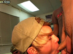 Leie, In den arsch, Verein, Hochschule, Studentenwohnheim, Fetisch, Schwul, Handjob