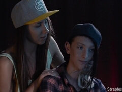 Δονητής, Φετιχ, Λεσβία, Γλείψιμο, Μουνί, Έφηβος, Παιχνίδια