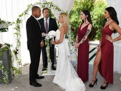 Traseiro, Negroa, Morena, Transar de quatro, Peludoa, Punheta, Interracial, Mãe gostosa