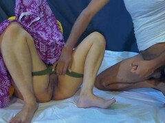 18, 叔母, フェラチオ, 中出し, ハードコア, 人妻の, インド人, 挿入