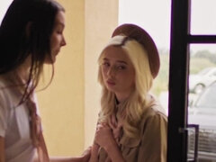 18 ans, Nana, Blonde, Tir de sperme, Doigter, Léchez, Mère que j'aimerais baiser, Petite femme