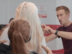 Kotě, Blondýna, Kuřba, Brunetka, Na pejska, Na obličej, Hd, Švédská rojka