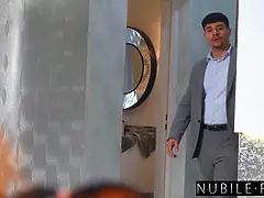 Blasen, Spermaladung, Handjob, Lecken, Orgasmus, Rotschopf, Reiten, Verführt