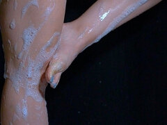 College Babe's Soapy Shower: Big Ass Bouncing & Bubbles