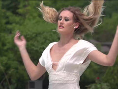 Szépség, Pénisz, Ruha, Arcra élvezés, Csoportos kefélés, Kőkemény, Természetes mellek, Nedves