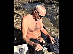 Velké péro, Gay, Vyhublá