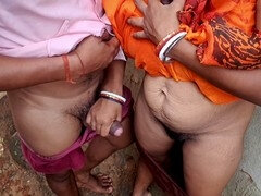 Bhabhi gets down and dirty