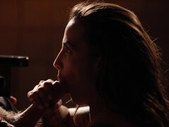 Velké kozy, Kuřba, Brunetka, Stříkání spermatu, Na pejska, Prstění, Hd, Kozičky