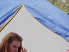 Grosse bite, Brunette brune, Cocu, Fétiche, Branlette thaïlandaise, Hd, De plein air