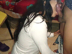 Iso kulli, Suihinotto, Spermaa suussa, Teini