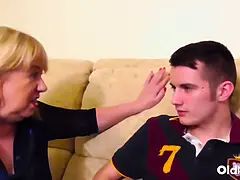 Grosser schwanz, Grosse titten, Handjob, Hd, Riesig, Reif, Rau, Titten