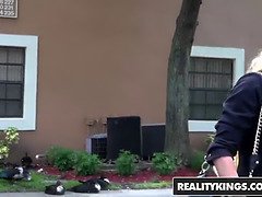 Lepotice, Blondinka, Busty, Evinja, Lizanje, Milf, Muco, Dokolenke