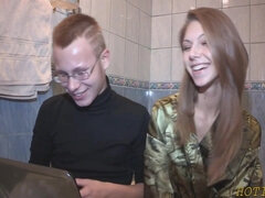 Tekintélyes didik, Szőke, Pénisz, Kőkemény, Hd, Tini, Begyek, Kukkoló