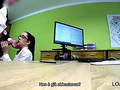 Zadek, Velký zadek, Brunetka, Puma, Milf žcbp, Mamina, Pička, Nevlastní máma