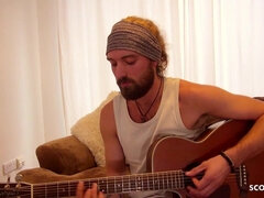 Zadok, Kuřba, Striekanie semena, Hardcore, Orgazmus, Vychudnutá, Teenka, Vlhká