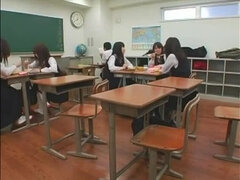Ázsiai, Tekintélyes didik, Ráélvezés, Ujjazás, Csoportos kefélés, Japán, Nyelés, Tini