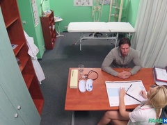 Amateur, Pareja, Médico, Estilo perrito, Pajear, Oficina, Uniforme, Voyeur