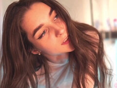 Leie, Grosse titten, Braunhaarige, Lingerie, Zierlich, Dürr, Solo, Titten