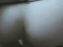 Mature amatrice baise et prend une faciale